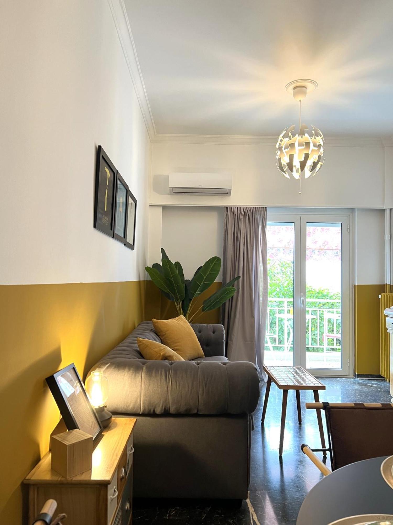 Athenian Vintage Style 2 Bdr Apartment Exterior foto